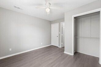Building Photo - 5313 Perry Ave