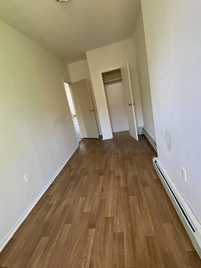 Foto del edificio - 2354 Pitkin Ave