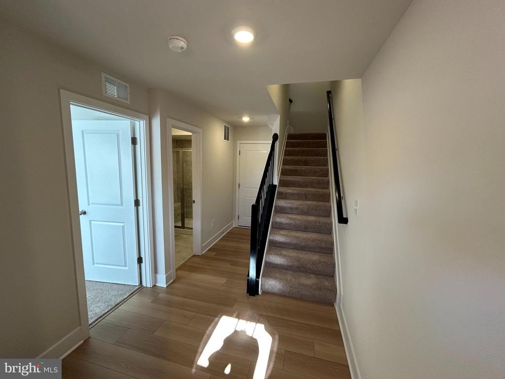 Foto principal - 7564 Johnnycake Rd