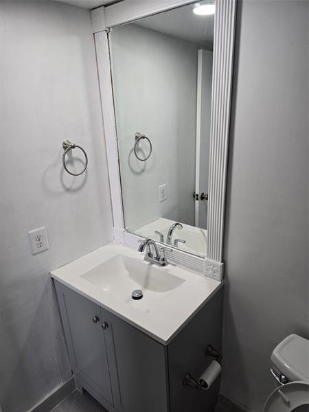 Foto del edificio - 8225 Sunrise Lakes Blvd