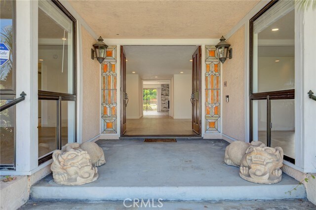 Building Photo - 1205 Granvia Altamira