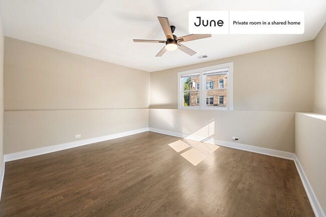 Foto del edificio - Room in Shared 4 bed/2 bath home