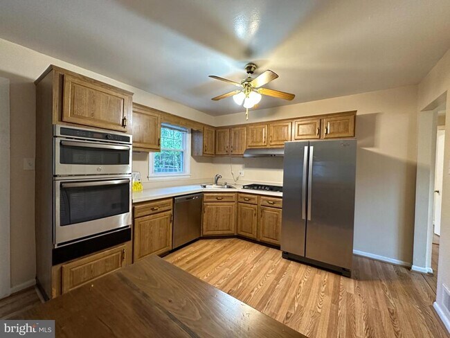 Foto del edificio - 7432 Berwick Ct