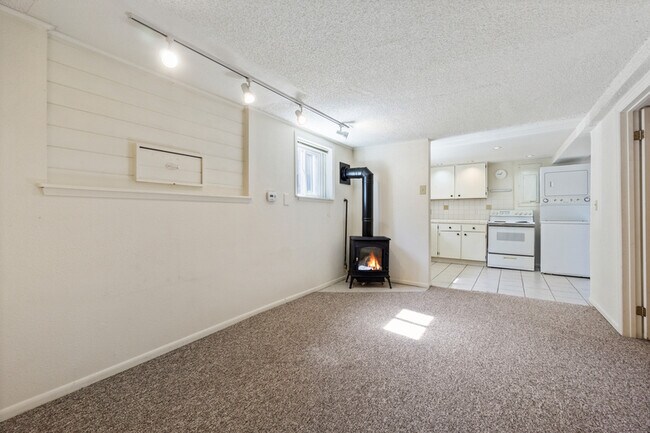 Foto del edificio - 7841 12th Ave NE