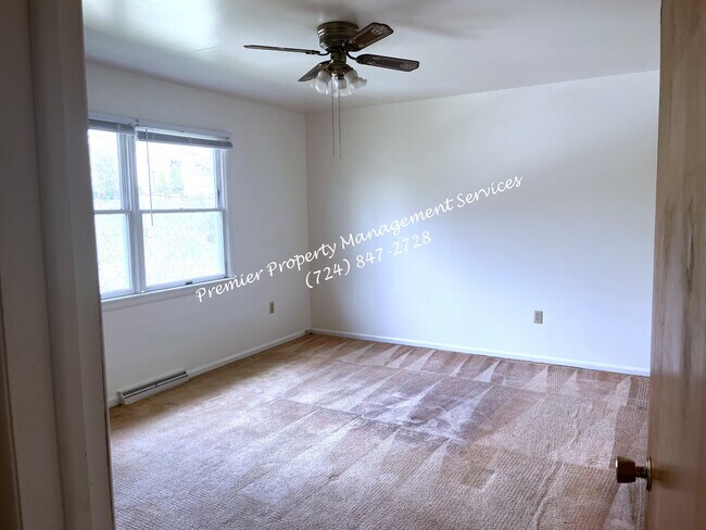 Foto del edificio - 2209 Airport Rd