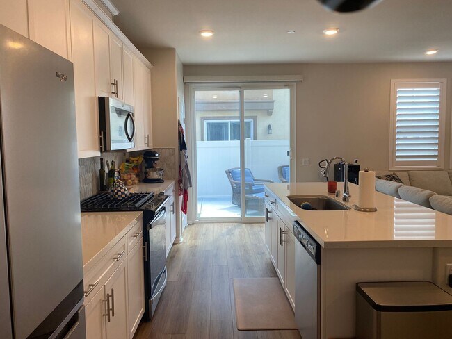 Foto del edificio - 40578 Birchfield Dr