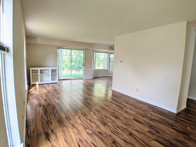 Building Photo - 48 King Dr
