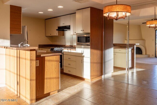 Foto del edificio - 10410 N Cave Creek Rd