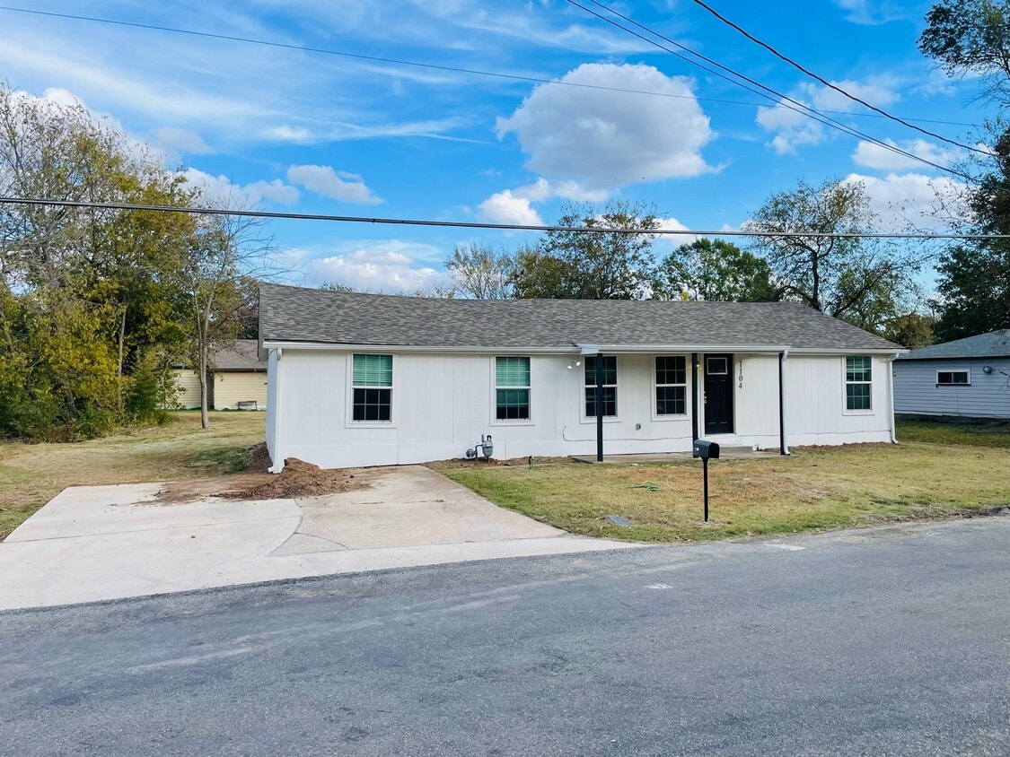 Foto principal - 1104 Evans St