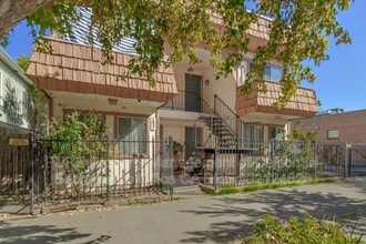 Building Photo - 1921 28th St