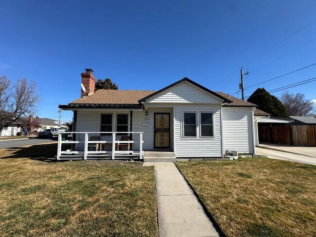 Foto del edificio - Charming, Updated Home in the Heart of Sparks – Clean, Comfortable & Move-In Ready!