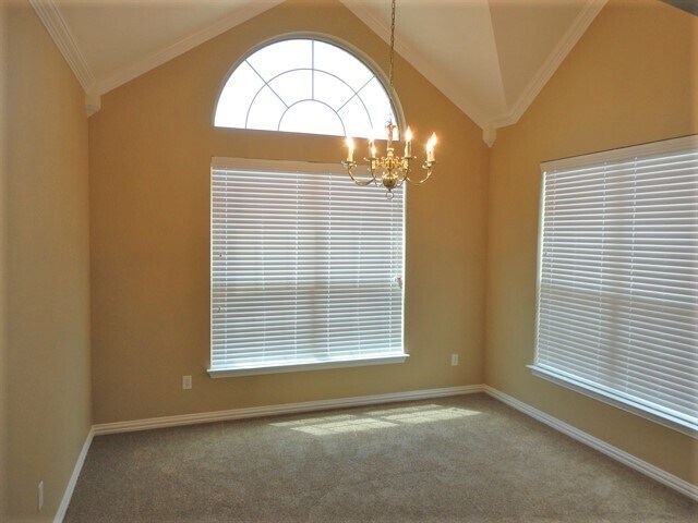 Building Photo - 627 Campolina Drive