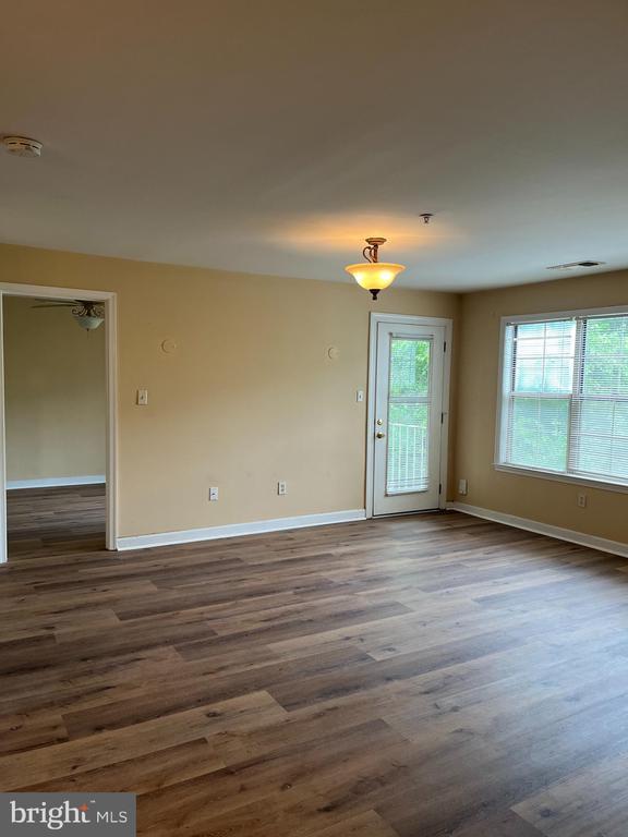 Foto del edificio - 2322 Falls Gable Ln