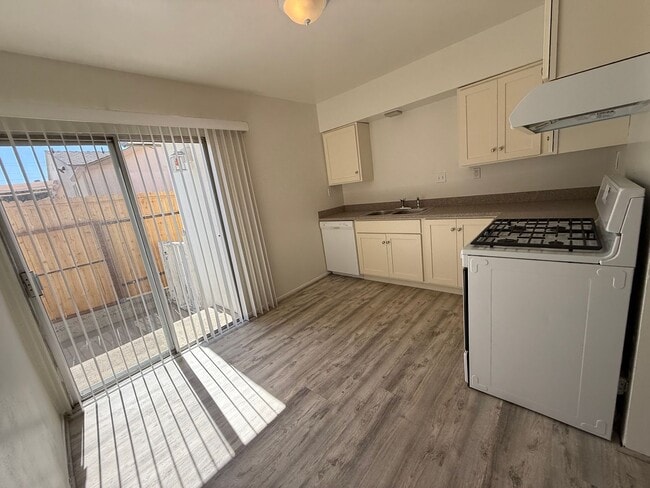 Foto del edificio - 962 - Down Property