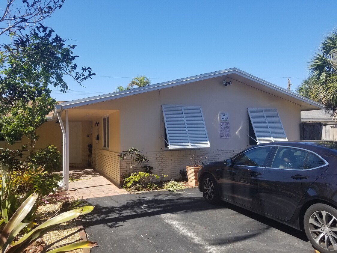 103 NE 30th Ct, Wilton Manors, FL 33334 Townhome Rentals in Wilton Manors FL