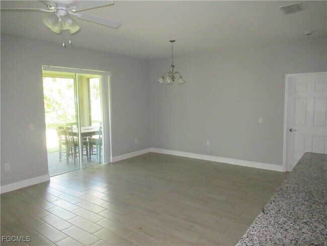 Foto del edificio - 2921 NW 18th Terrace