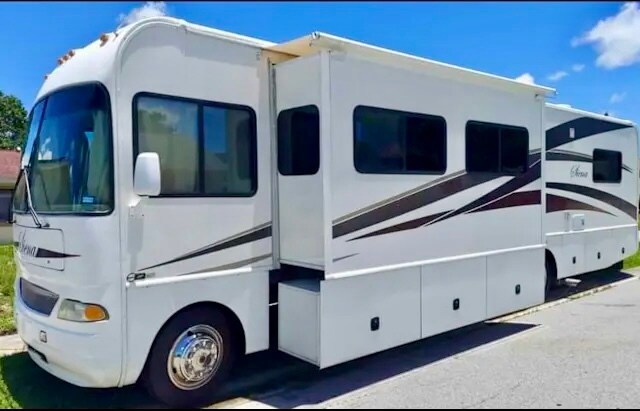 Building Photo - 3715 7th St W