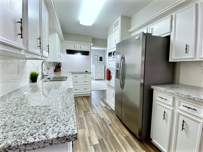 Foto del edificio - 11744 S Kirkwood Rd