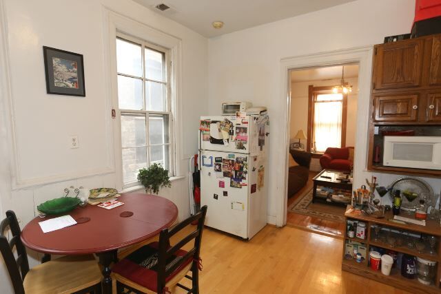 Foto del edificio - 1435 N Bosworth Ave