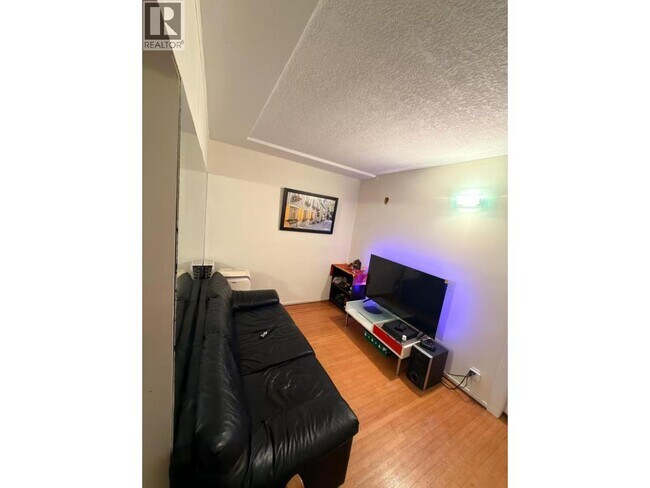 Photo du bâtiment - 4722 Ridgelawn Dr