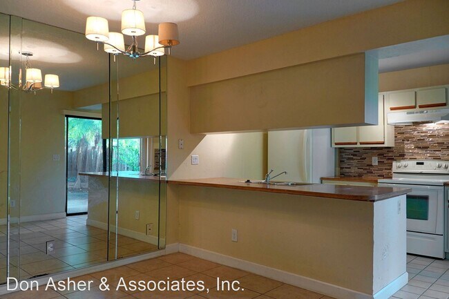 Foto del edificio - 2 br, 2.5 bath House - 5262 Coral Court Un...