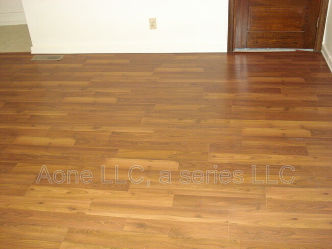 Foto del edificio - 717 SW Lincoln St