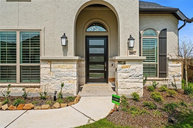 Foto del edificio - 29802 Smoky Ridge Rd