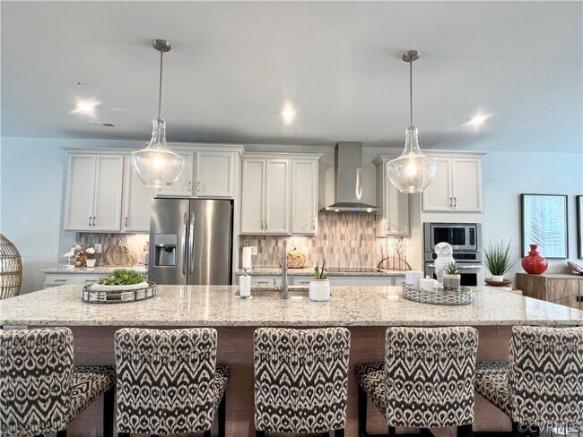 Building Photo - 8131 Wistar Creek Mews Unit B, Henrico, VA...