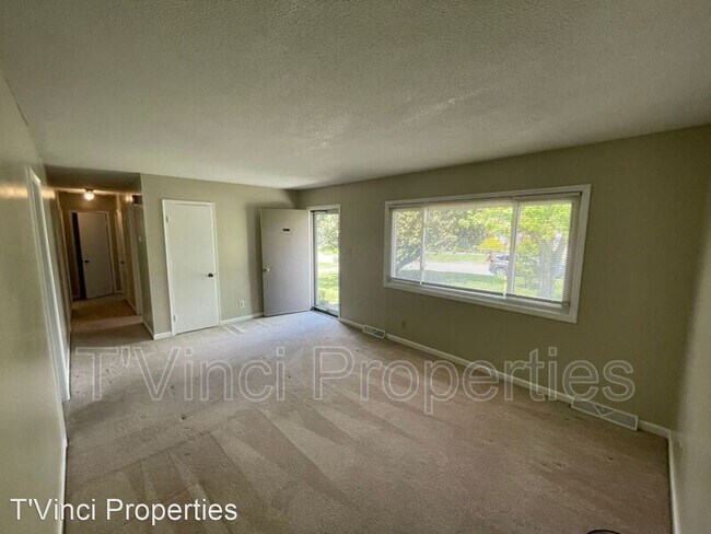 Building Photo - 3 br, 1.5 bath House - 810 Parliament St.