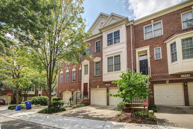 Building Photo - 11902 Kings Bridge Way
