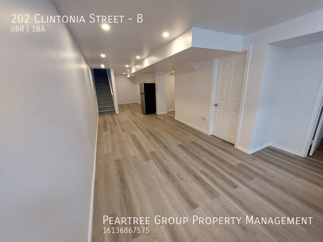 Building Photo - Charming Clintonia - Basement Studio in St...