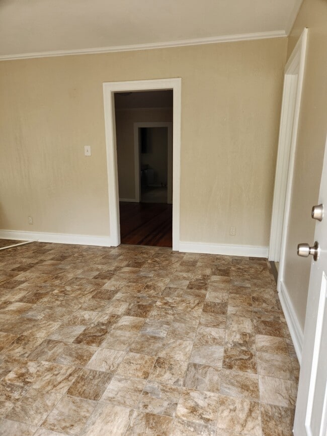 Photo - 2703 Linwood St House