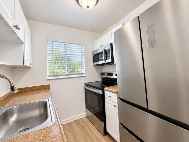 Foto del edificio - 1651 NE 33rd St