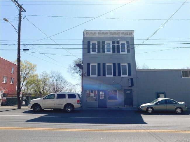 Building Photo - 1320 Rte 9W