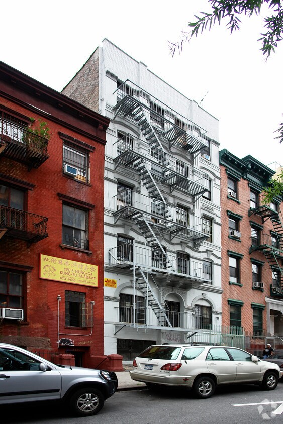 Foto del edificio - 199 Henry St