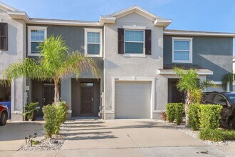 Building Photo - 34310 Redwood Dawn Ln