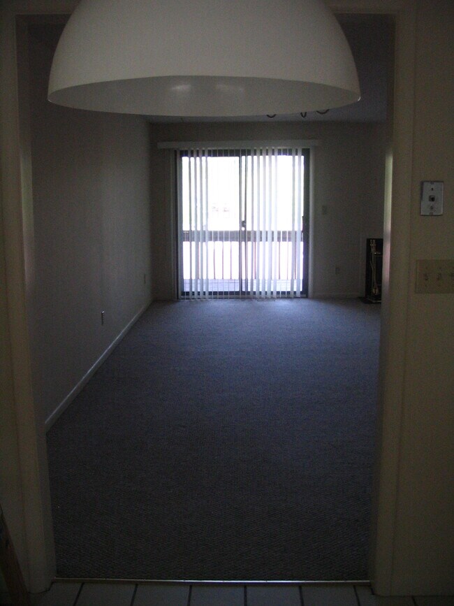 Building Photo - 150 Beacon Hill Common