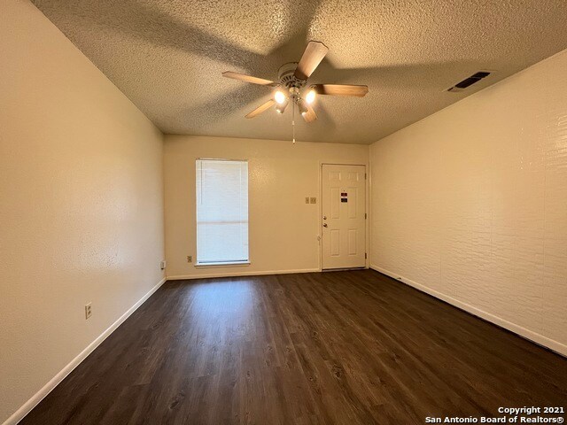 Building Photo - 7454 Lancewood Dr