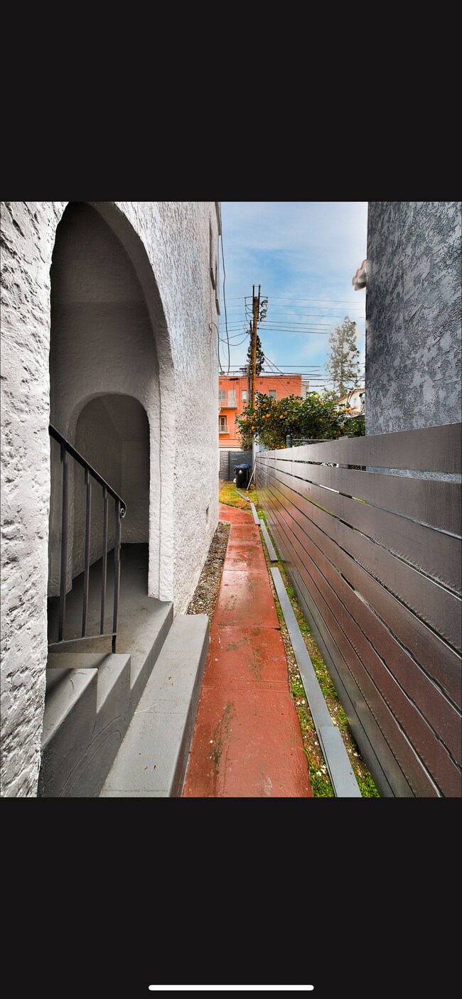 Building Photo - 4260 Creed Ave
