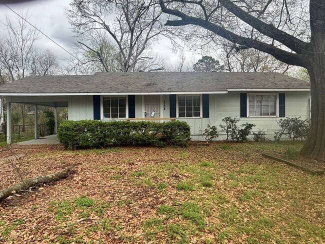 Photo - 1734 Dixie Drive House