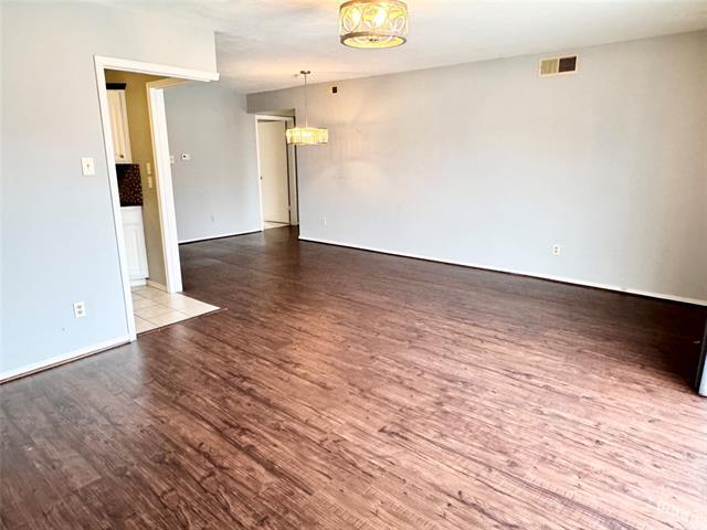 Building Photo - 4014 Ridglea Country Club Dr