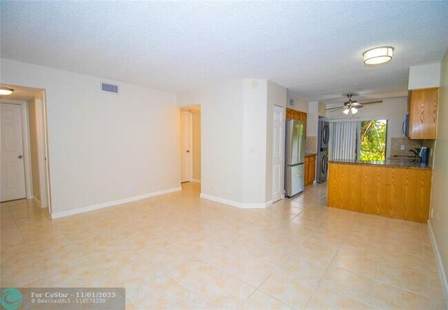 Building Photo - 1793 NW 94th Ave