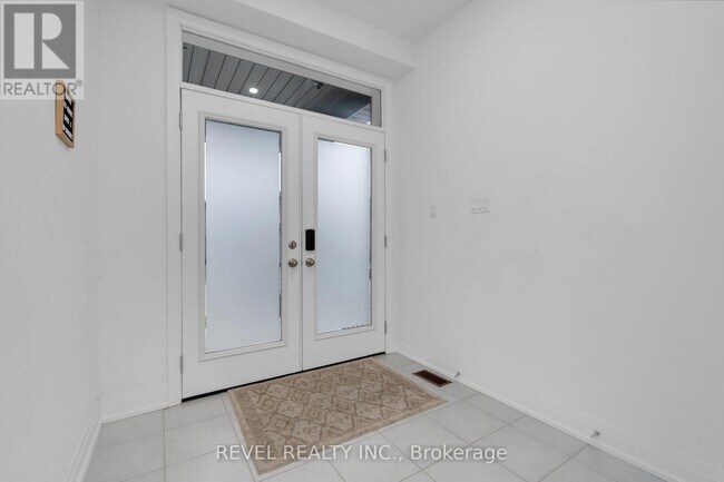 Building Photo - 20 Paddington Grv