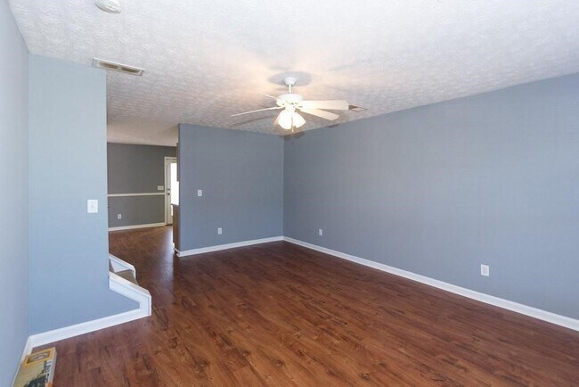 Building Photo - 126 Blake Ave