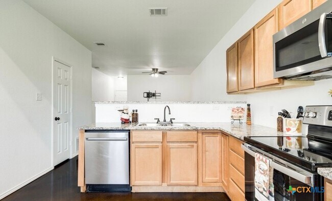 Foto del edificio - 237 N Mary Jo Dr