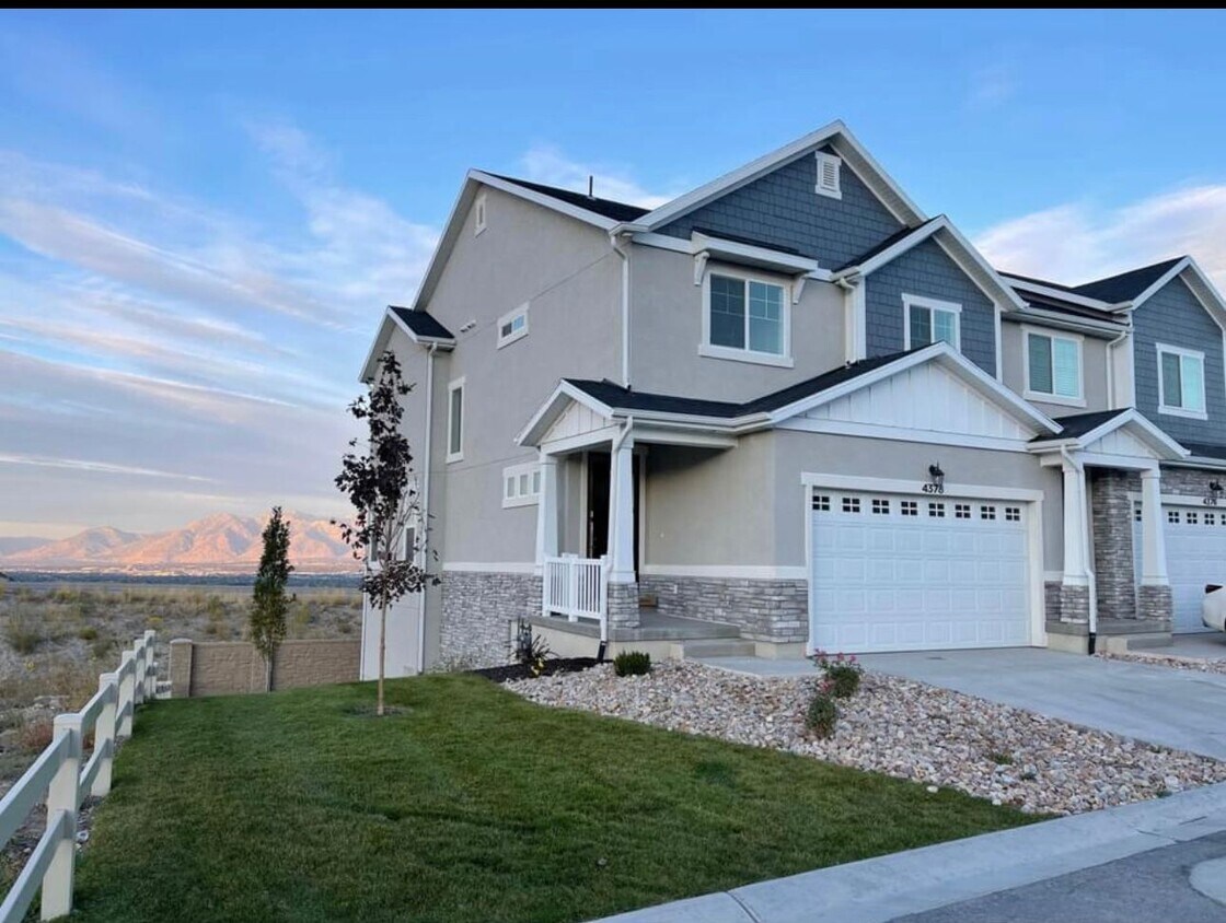 Primary Photo - 4378 W Hemsley Ln