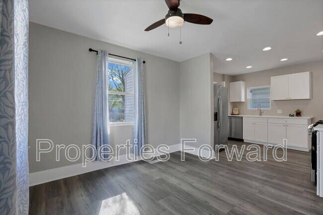 Foto del edificio - 533 E Jenkins Ave