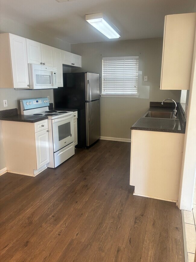 Foto del edificio - 2772 Westbrook Ct