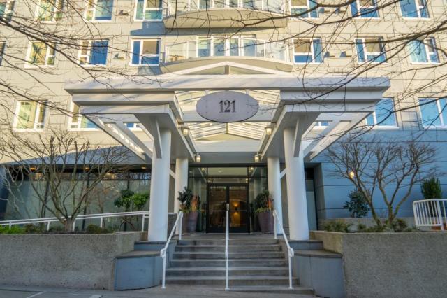 Foto del edificio - 1 bedroom in Seattle WA 98121