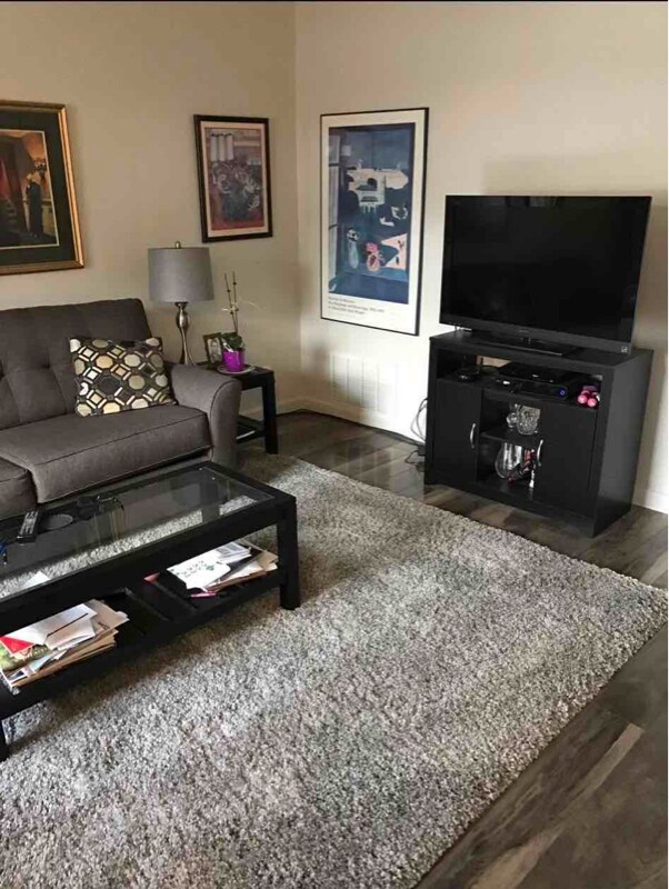 Foto del edificio - 18 Williamsburg Dr